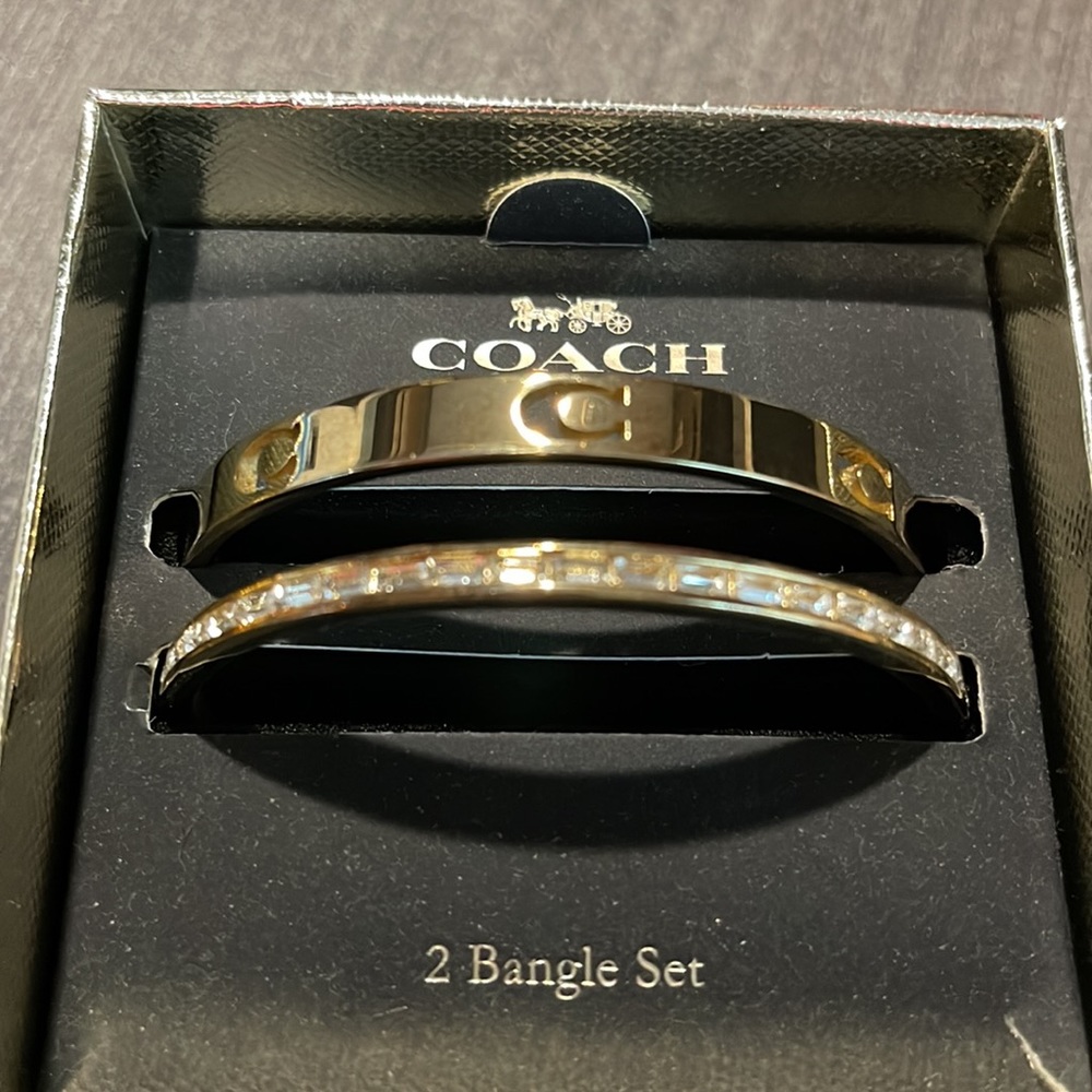 Coach New York 2 Bangle Set Stunning!!